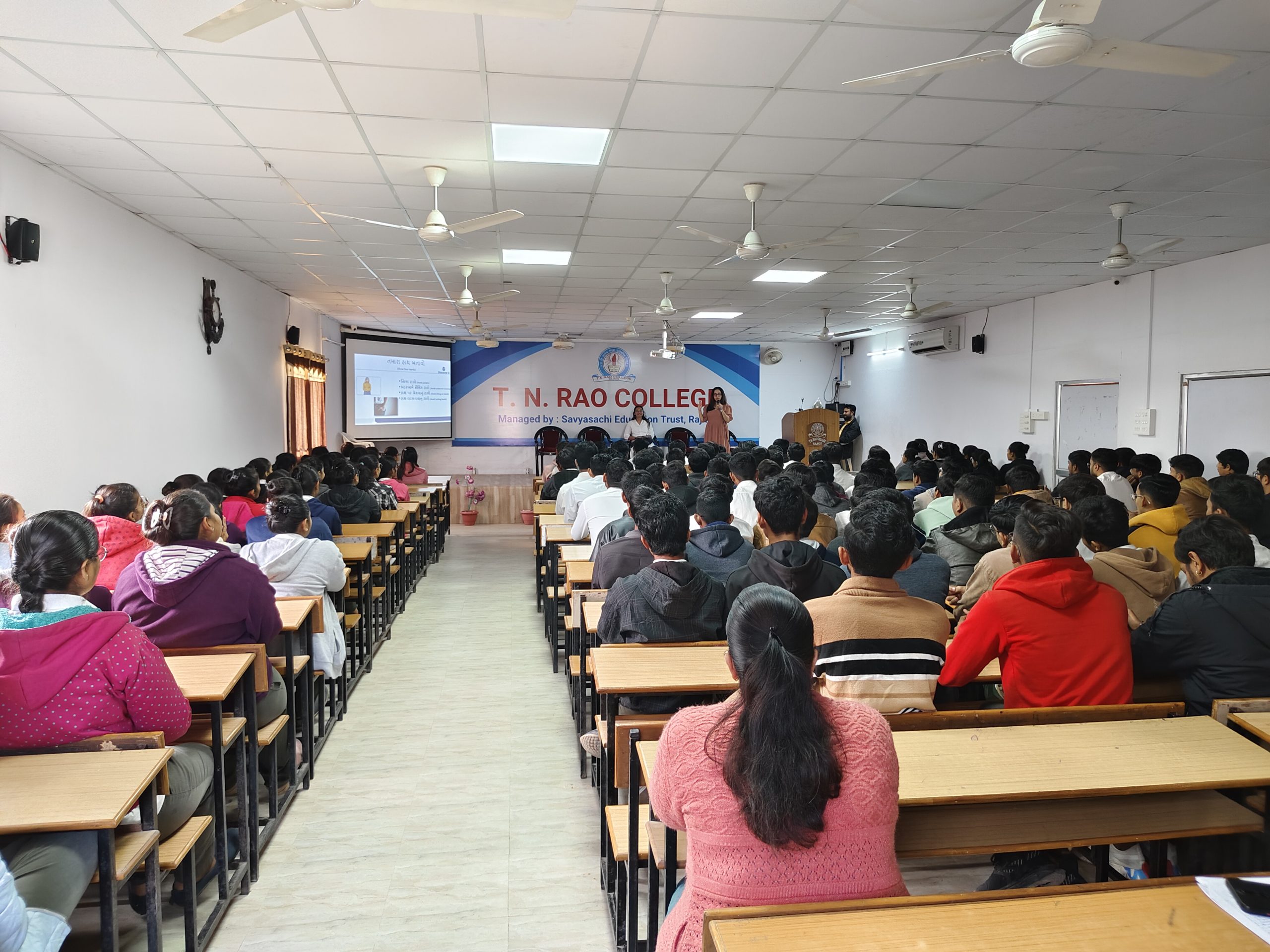 Personality Grooming with Body Language